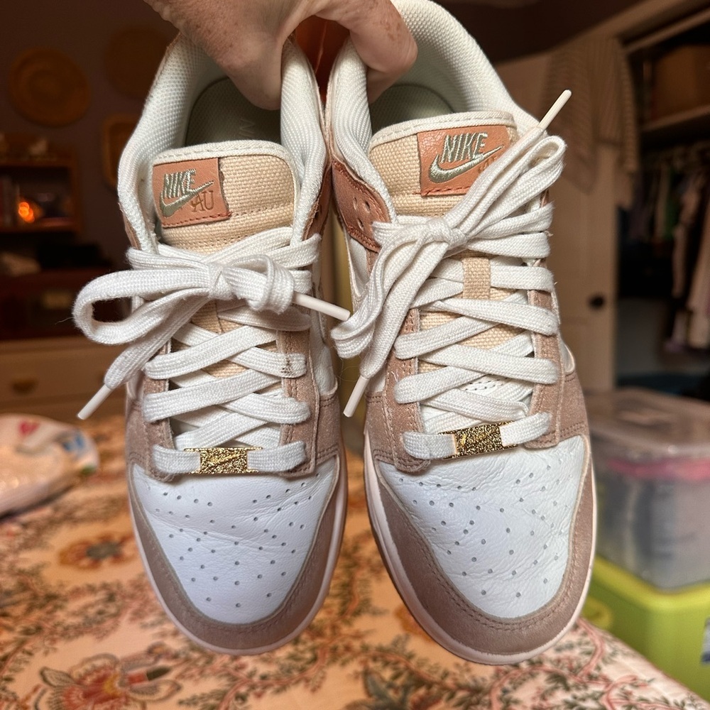 Nike Dunks Low Se Australia Women’s Shoes Size 8.5w Sail/Sandrift/Amber Brown View 6